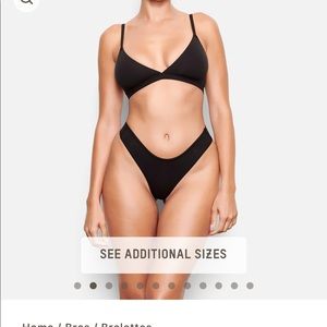 Skims triangle bralette